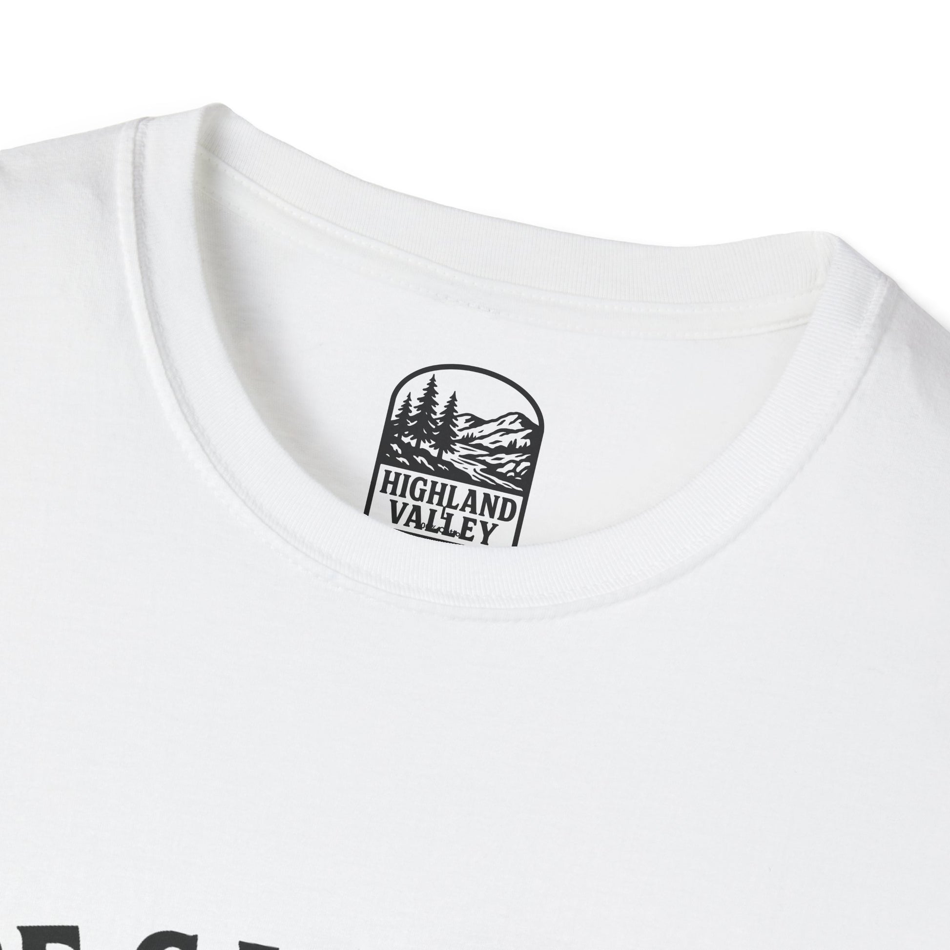 I KNOW PEOPLE FROM LANARK UNISEX T-SHIRT